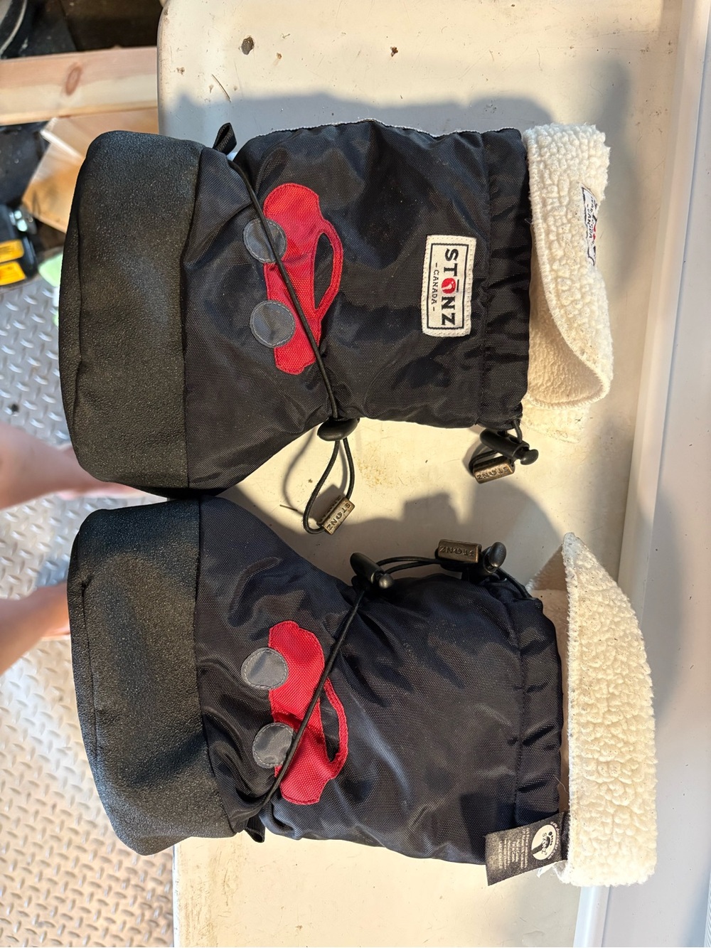 Stonz Kids Black & Red boots with Sherpa Lining